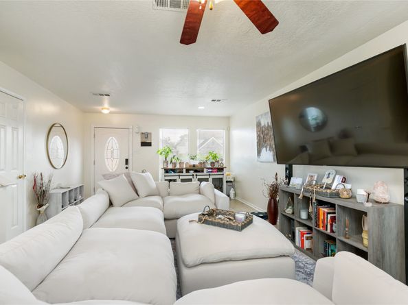 1807 Live Oak Hill Street, Houston TX 77067