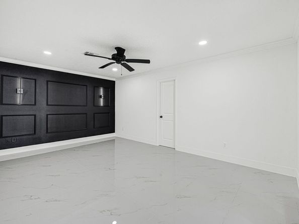 2415 Moss Hill Drive, Houston TX 77080
