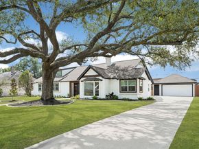 2415 Moss Hill Drive, Houston TX 77080