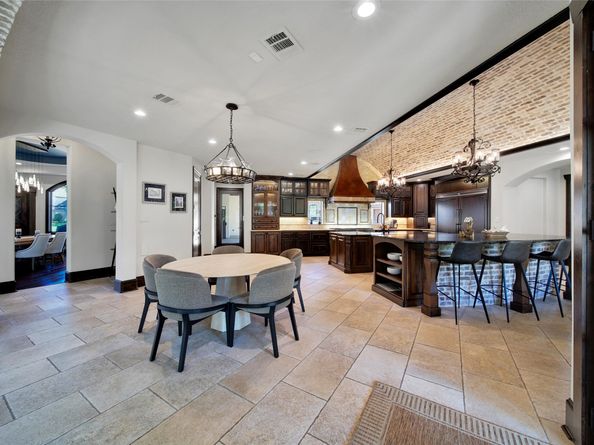 2 Highclere Park Drive, Spring TX 77379