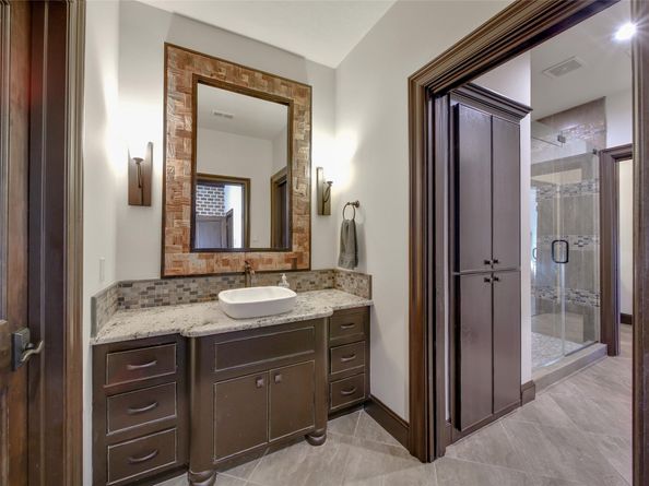 2 Highclere Park Drive, Spring TX 77379