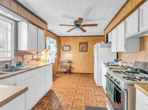 6814 Covington Drive, Houston TX 77091