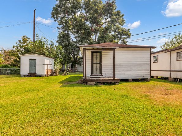 6814 Covington Drive, Houston TX 77091