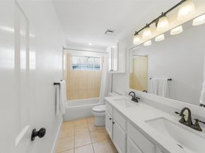 18 S Dragonwood Place, Spring TX 77381