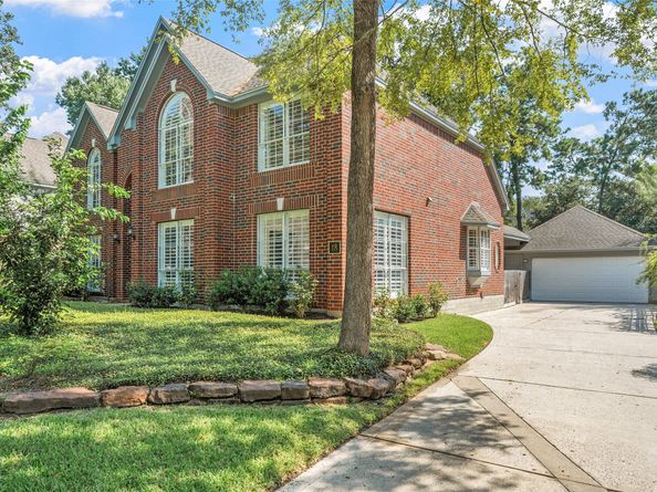 18 S Dragonwood Place, Spring TX 77381