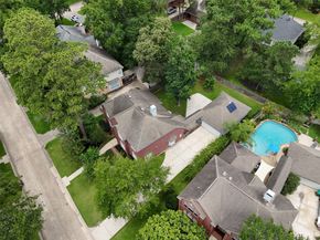 18 S Dragonwood Place, Spring TX 77381