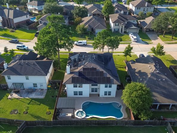 11811 Aerie Drive, Tomball TX 77377