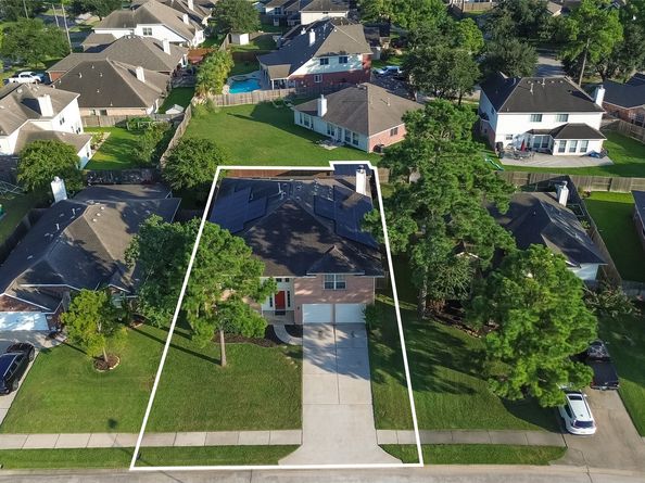 11811 Aerie Drive, Tomball TX 77377