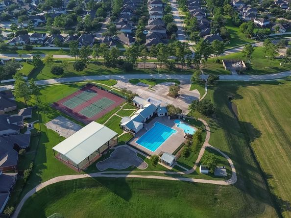 11811 Aerie Drive, Tomball TX 77377