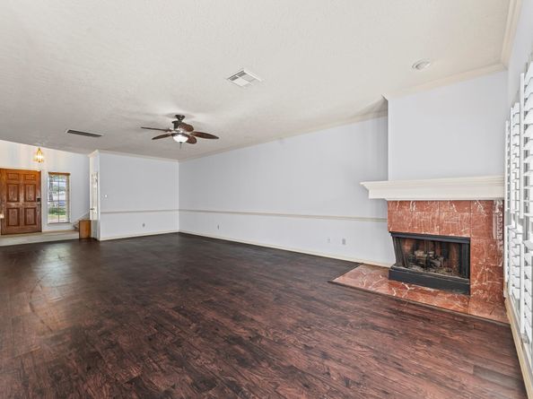 2118 Gemini Street, Houston TX 77058