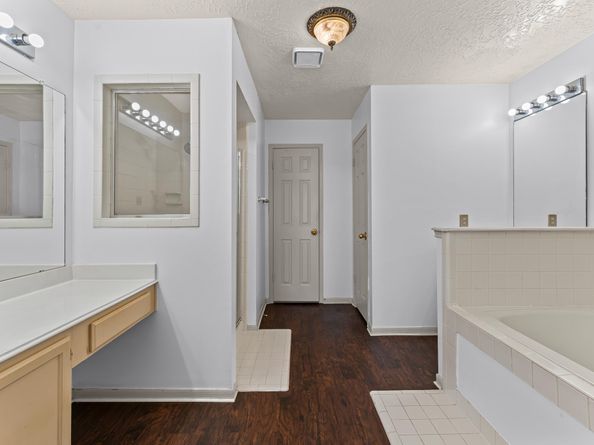 2118 Gemini Street, Houston TX 77058