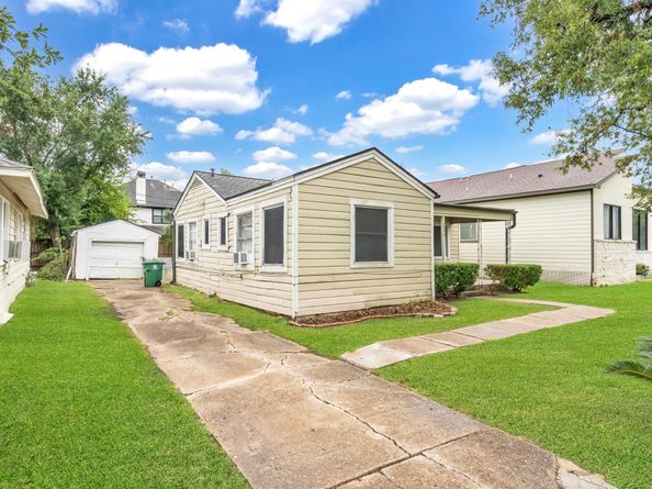 3530 Griggs Road, Houston TX 77021