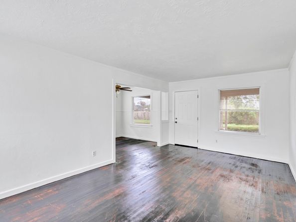 3530 Griggs Road, Houston TX 77021