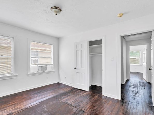 3530 Griggs Road, Houston TX 77021