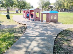 17706 Fife Lane, Webster TX 77598