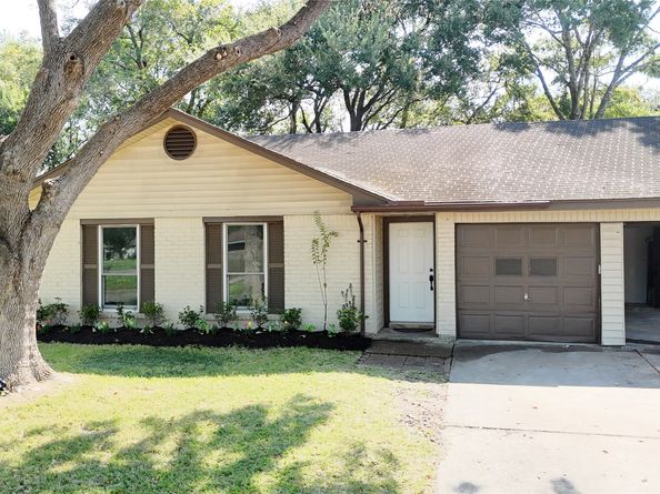 17706 Fife Lane, Webster TX 77598