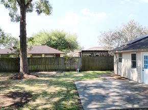 17706 Fife Lane, Webster TX 77598