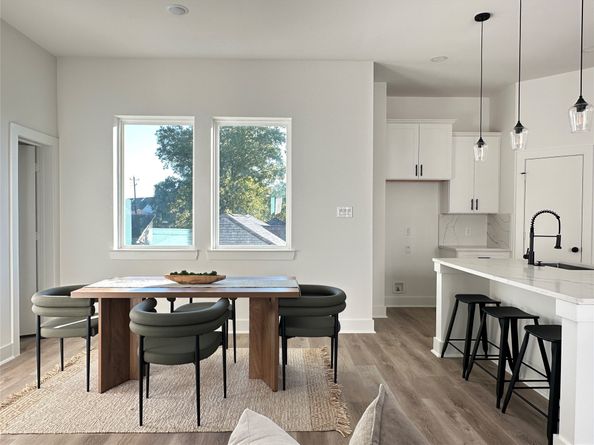 810 Elkhart Street B, Houston TX 77091