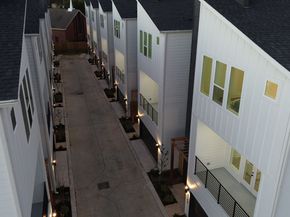 810 Elkhart Street B, Houston TX 77091