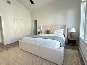 810 Elkhart Street B, Houston TX 77091