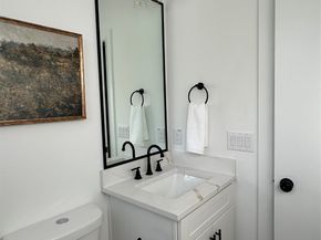 810 Elkhart Street B, Houston TX 77091