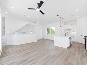 810 Elkhart Street B, Houston TX 77091