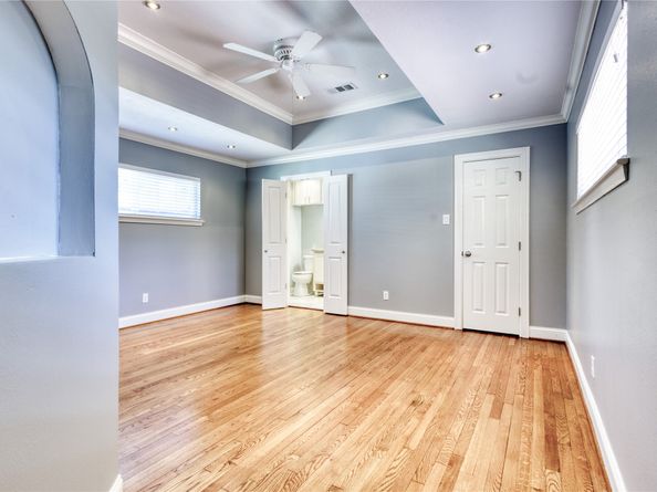 3707 Woodvalley Drive, Houston TX 77025