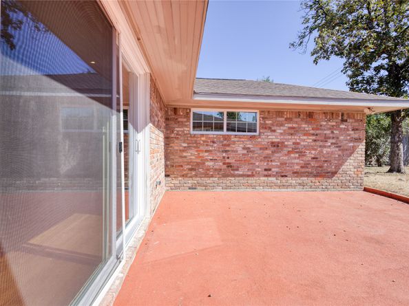 3707 Woodvalley Drive, Houston TX 77025