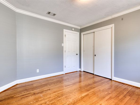 3707 Woodvalley Drive, Houston TX 77025