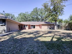 3707 Woodvalley Drive, Houston TX 77025