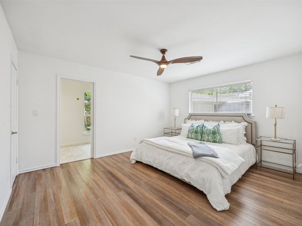 1003 Blue Willow Drive, Houston TX 77042