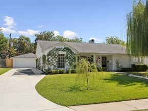 1003 Blue Willow Drive, Houston TX 77042