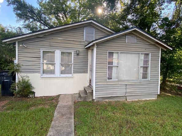 7710 Pointer St, Houston TX 77016