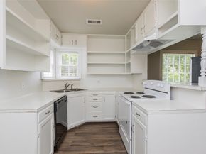 6406 Stratton Street, Houston TX 77023