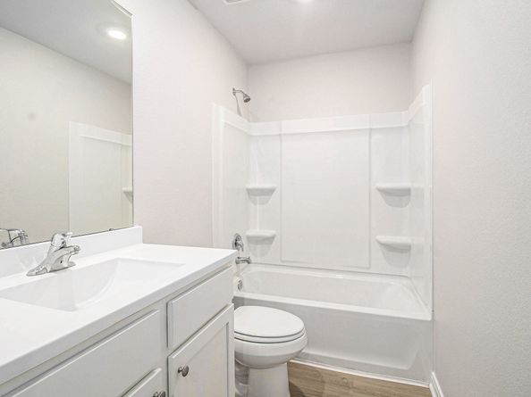 11420 Amber Plains Drive, Houston TX 77048