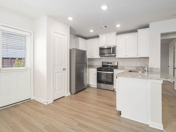 11420 Amber Plains Drive, Houston TX 77048