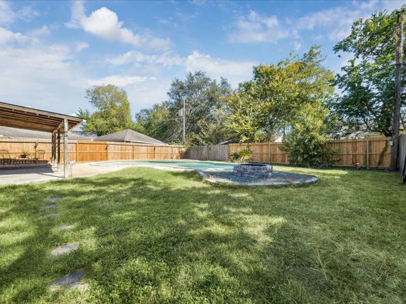 12323 Brandywyne Drive, Houston TX 77077