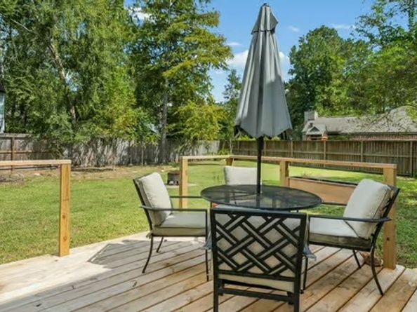 24 Woodelves Place, The Woodlands TX 77381