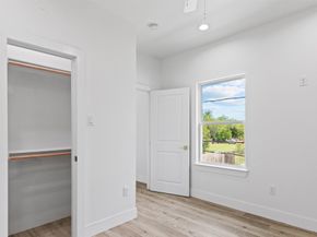 1719 Esther Street A and B, Houston TX 77088