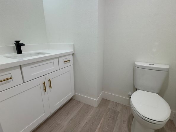 1719 Esther Street A and B, Houston TX 77088