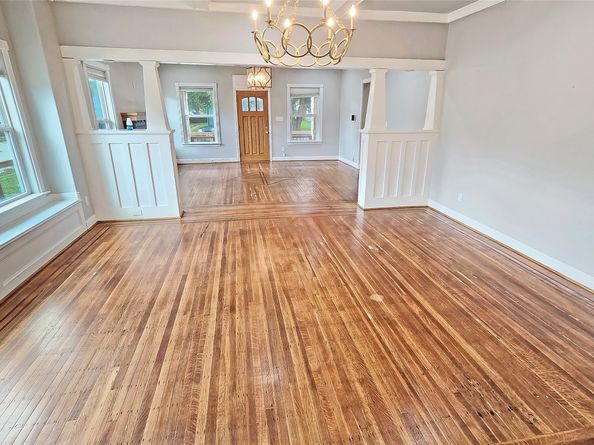 402 Hunt Street, Houston TX 77003
