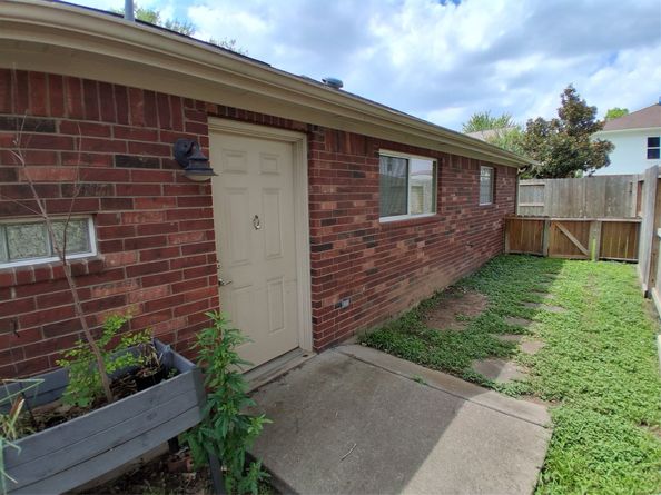 17010 Poplar Hill Street, Houston TX 77095