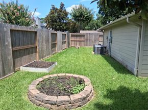 17010 Poplar Hill Street, Houston TX 77095