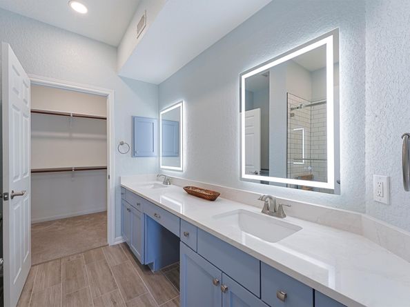 2803 Kings Crossing Drive 205, Houston TX 77345