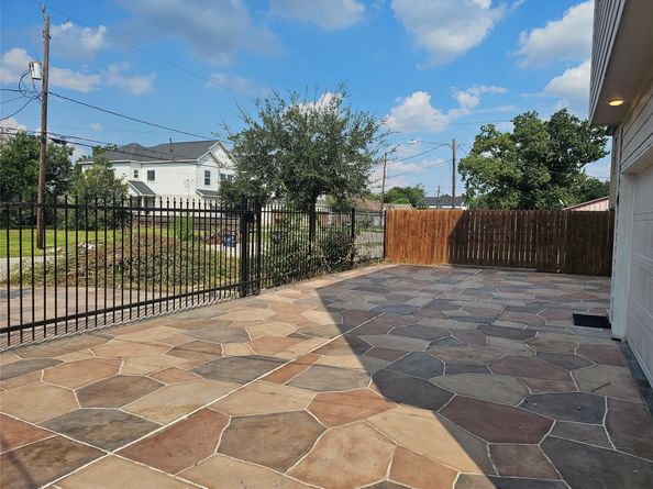 4508 Clover Street, Houston TX 77051