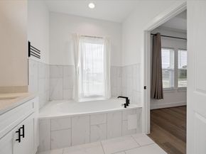 6635 TC Jester Boulevard A, Houston TX 77091