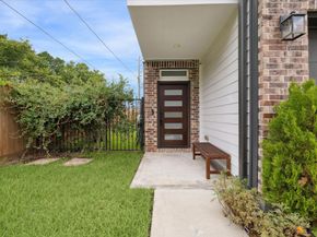 6635 TC Jester Boulevard A, Houston TX 77091