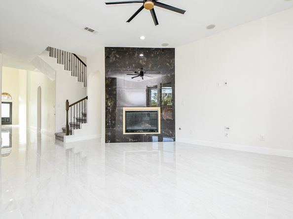 1123 Penny Worth Drive, Sugar Land TX 77479