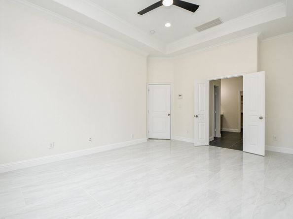 1123 Penny Worth Drive, Sugar Land TX 77479