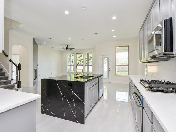 1123 Penny Worth Drive, Sugar Land TX 77479